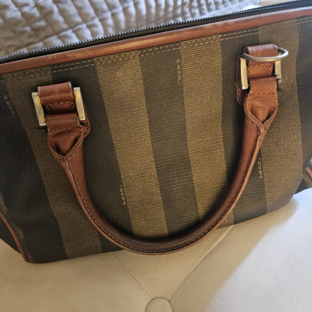 Vintage Fendi Pequin Bag. - Picture 2 of 6